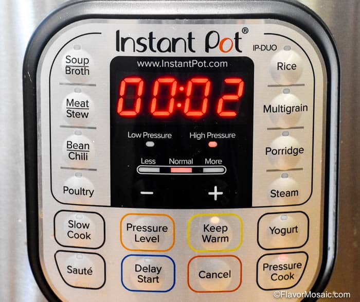Front panel of Instant Pot showing 2 minutes time